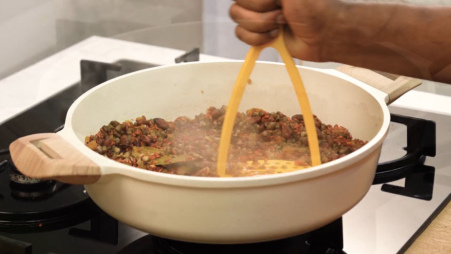Dal Makhani Red Rice Risotto Recipe